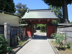 安養寺 山門

真言宗のお寺です。
安養寺は、賢乗（寛文8年1668年寂）が開山となり創建したといいます。
多摩八十八ヶ所霊場1番、武蔵野吉祥七福神の布袋尊となっています。