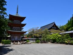 長禅寺の三重塔等。武田氏所縁の神社