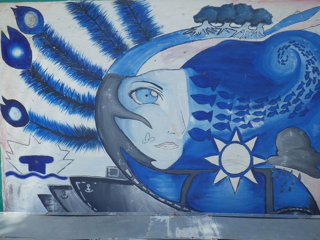 ある程度すると白く塗りつぶしまた描くそうです