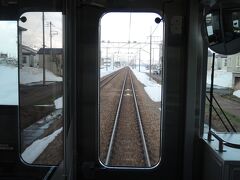 　15：32　六日町駅通過です