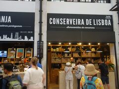 有名な缶詰屋さん。このお店が目的でした。何かサジェスチョンはないか、と聞いたら、いろいろと説明してくれました。下町に行かなくて、ここで仕入れることができました。