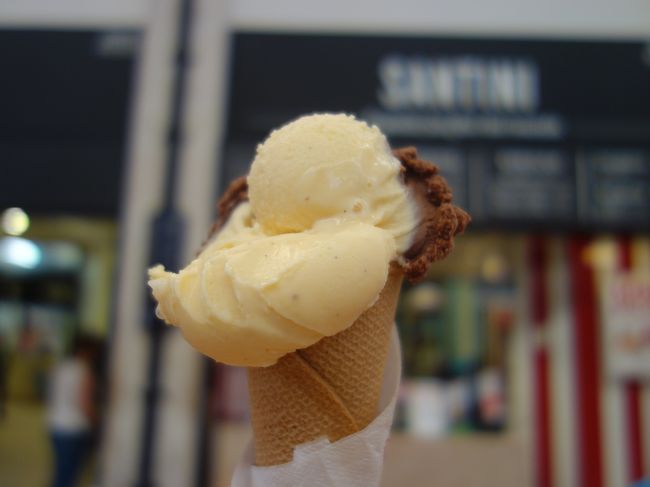 ジェラートでもいただきましょう。