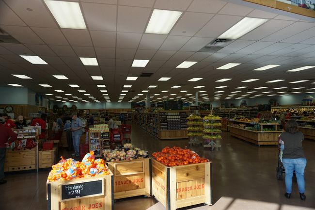 若者に人気のスーパとか。