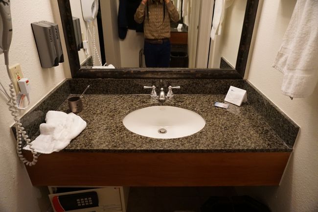 あっさりした洗面台。