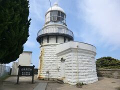 ｢美保関灯台｣です。
明治31年に建設された山陰地方最古の灯台で、島根県最東端.地蔵崎にあります。