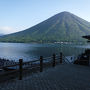 今が見ごろ日光千手ヶ浜のクリンソウ　社山・黒檜岳の破線ルートを越えて