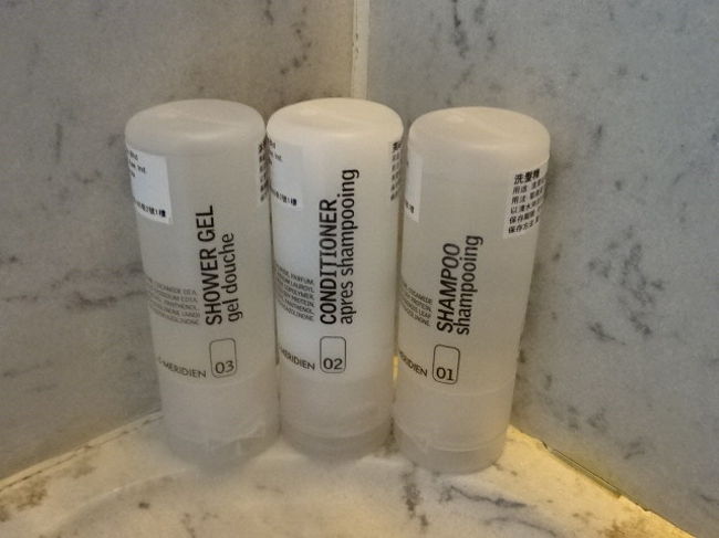 こちらもアメニティ。ホテルのアメニティは使ったことがありません。