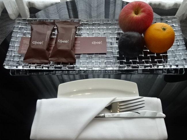 ウエルカムスイーツ。プラムが美味しかった。