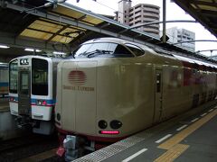 ７：３５高松到着！