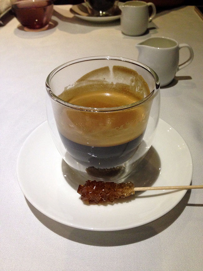 ランチのチキンライス食べたの2時過ぎてて、<br />全然お腹すいてなかったのですが、<br />最後のデザートまで、しっかり食べられちゃいました。