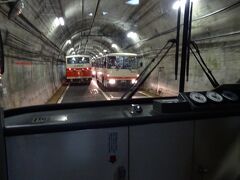 トンネル内のすれ違うところ
乗車時間は１０分