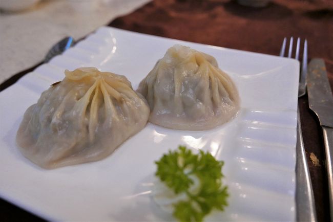 メインのマントゥ。中央アジア風肉まんじゅう。
