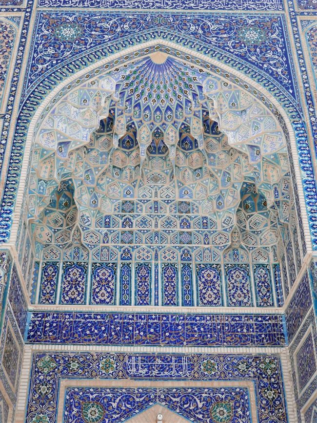 修復したばかりなのか、とても綺麗です。