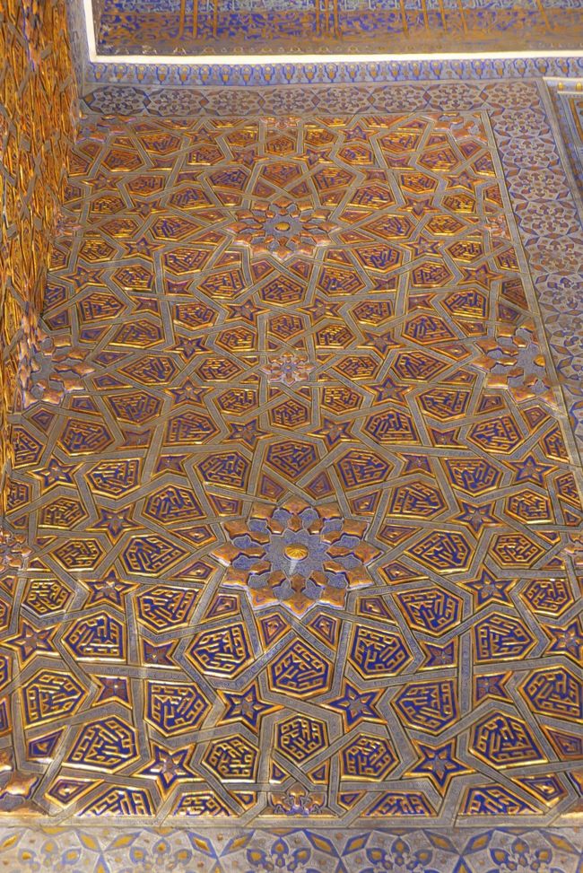 壁の模様も綺麗です。