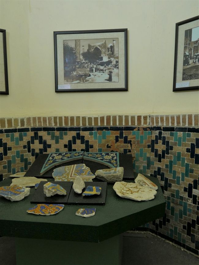 建物内に昔の写真が展示されていました。