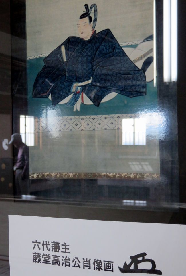 第六代藩主の『藤堂高治公肖像画』です。