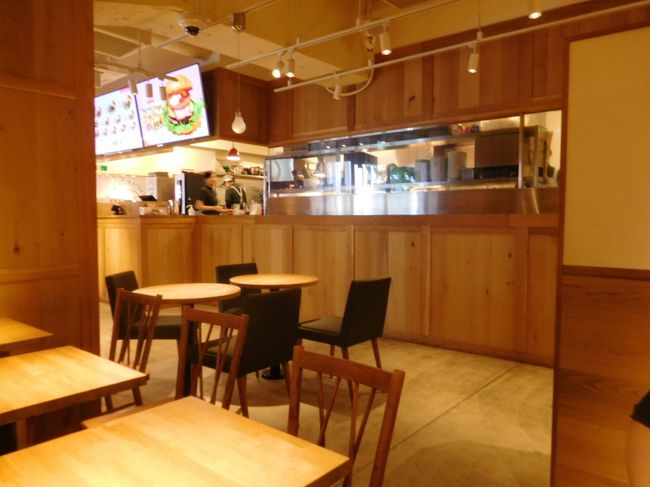 こんな感じのお店です