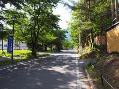 残り１時間ちょっと、源流エリアに着きました。
大きな温泉旅館が立ち並ぶ地域。