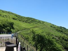 本当はここから歩いて頂上まで行くのですが
義父母がいるので断念