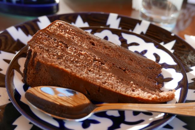 デザートのチョコレートケーキ。