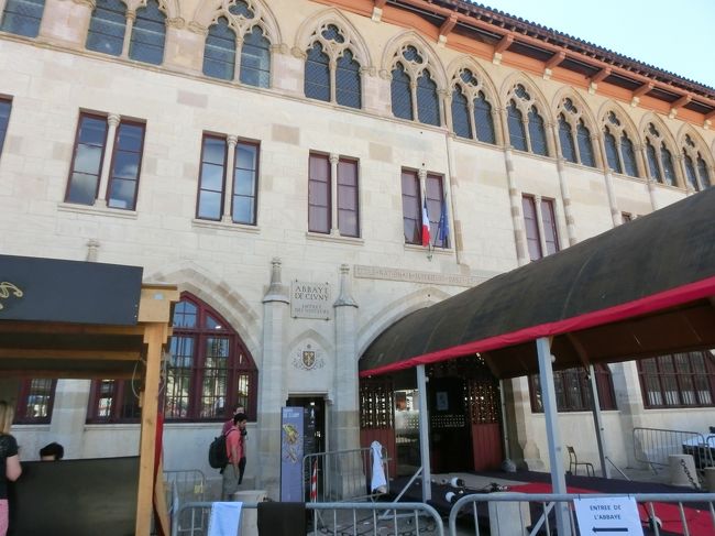 最後の海外旅行となるか2017年フランスの旅20。過去の栄華を偲ぶよすがもないクリュニー修道院、ワインの町マコン。