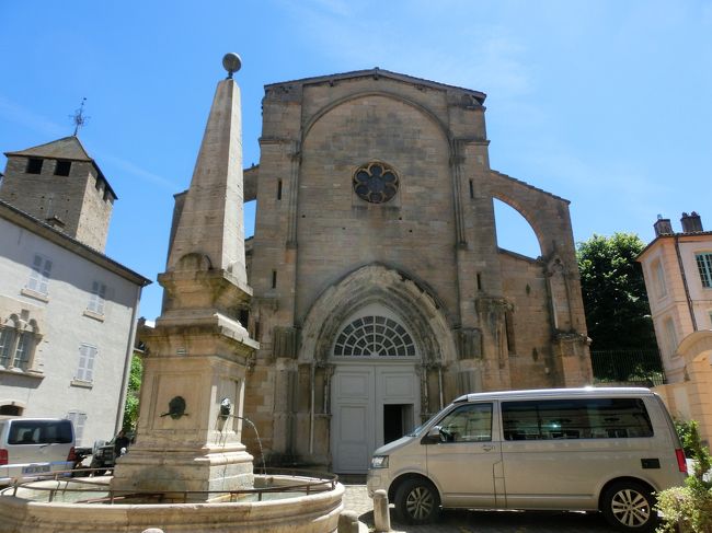 最後の海外旅行となるか2017年フランスの旅20。過去の栄華を偲ぶよすがもないクリュニー修道院、ワインの町マコン。