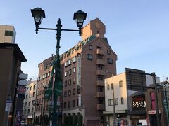 松本市内へ戻り、ホテルにチェックイン。
この日の宿は「ホテルニューステーション」駅近かつ大浴場付きでこちらを予約しました。
また、評判の良い朝食付きプランだったのですが、残念ながら翌日の出発が早いため食べられなかったのが残念でした。