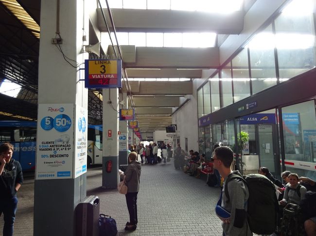 バスを待ちながら…