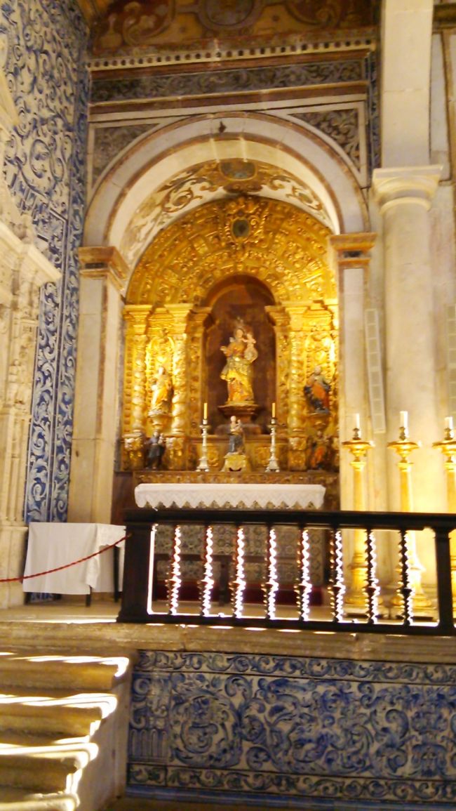 サンタ・マリア教会内部3