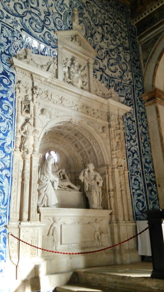 サンタ・マリア教会内部4