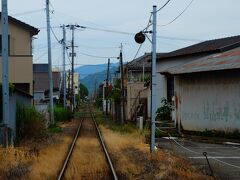 紀伊御坊駅から西へ2駅、紀州鉄道の列車は終点「西御坊駅」へ着きました。