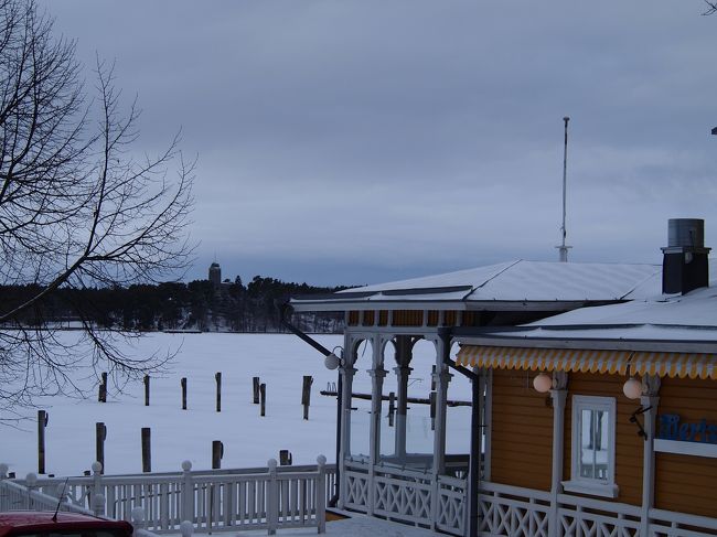 海が見えているのですが、大海原というより雪原に。何度見てもステキな眺め。