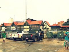 「アドウフォ・リスボス市場～Mercado Munincipal Adolpho Lisboa～」

アマゾンのメルカードにしては、綺麗過ぎです.....イメージ、違うなぁぁ...