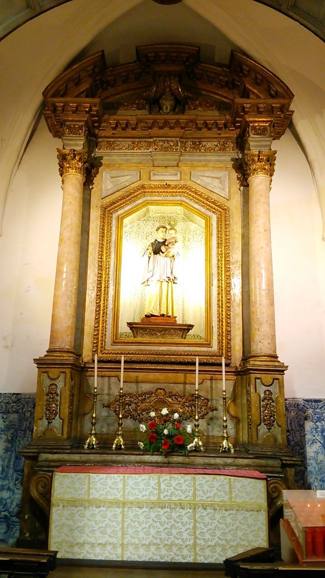 サンタ・クルス修道院内部3