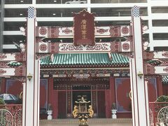 Teng Yun Temple。イスラムの国には珍しい中国寺院。