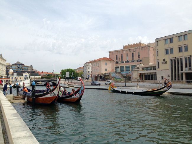 アヴェイロ到着．ここは運河の町だと，着いてから知る．