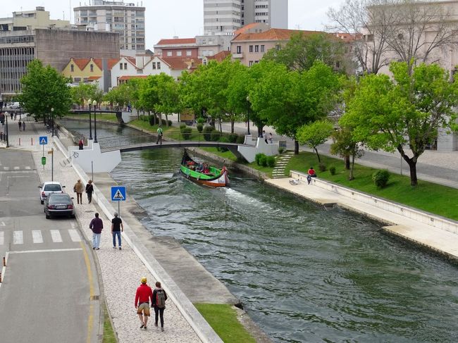 アヴェイロも終わり，ポルトへの最後のドライブ．