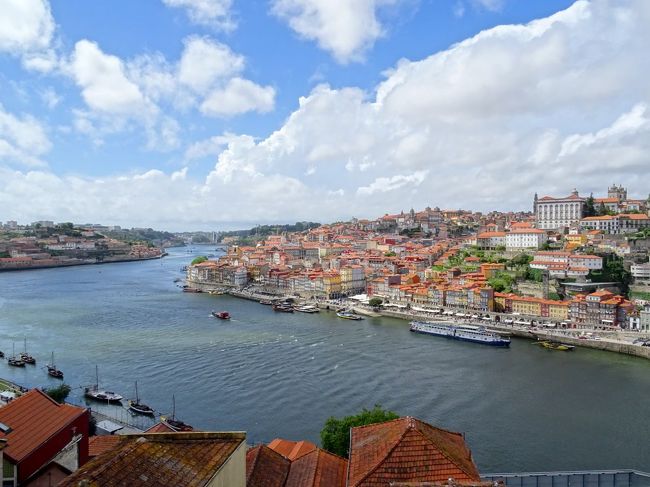 橋の上まで上がって，最後の景色を楽しむ．やっと晴れた！