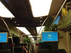 KLIA（クアラルンプール国際空港駅）→KL Sentral（クアラルンプールセントラル駅）まで乗車しました。

別の電車へ乗り継ぎで市内方面へ行けるのですが、すでに運行時間外だった為、
ホテルへはタクシーで移動しました。

