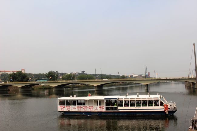 川と言っても広く長いです。