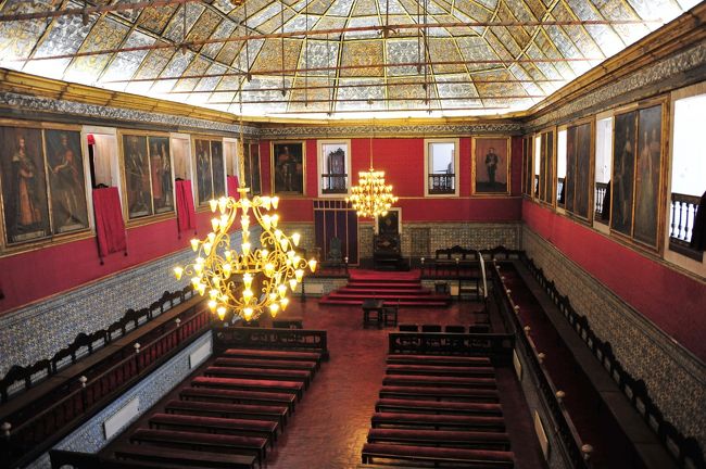 2階にも上がったりして・・・・