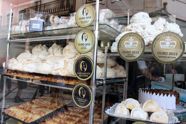 メレンゲのお菓子<br />後で1つ買ってみよ～と思いつつ帰りはルートが違ってすっかり忘れていました。<br />見た目メレンゲだけどどんなのか今でも心残りです。