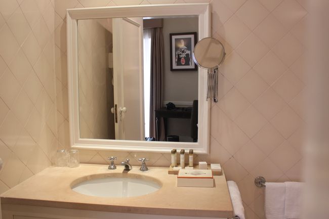 洗面も古いけどまぁまぁです。<br />アメニティもそこそこ良さげでした。