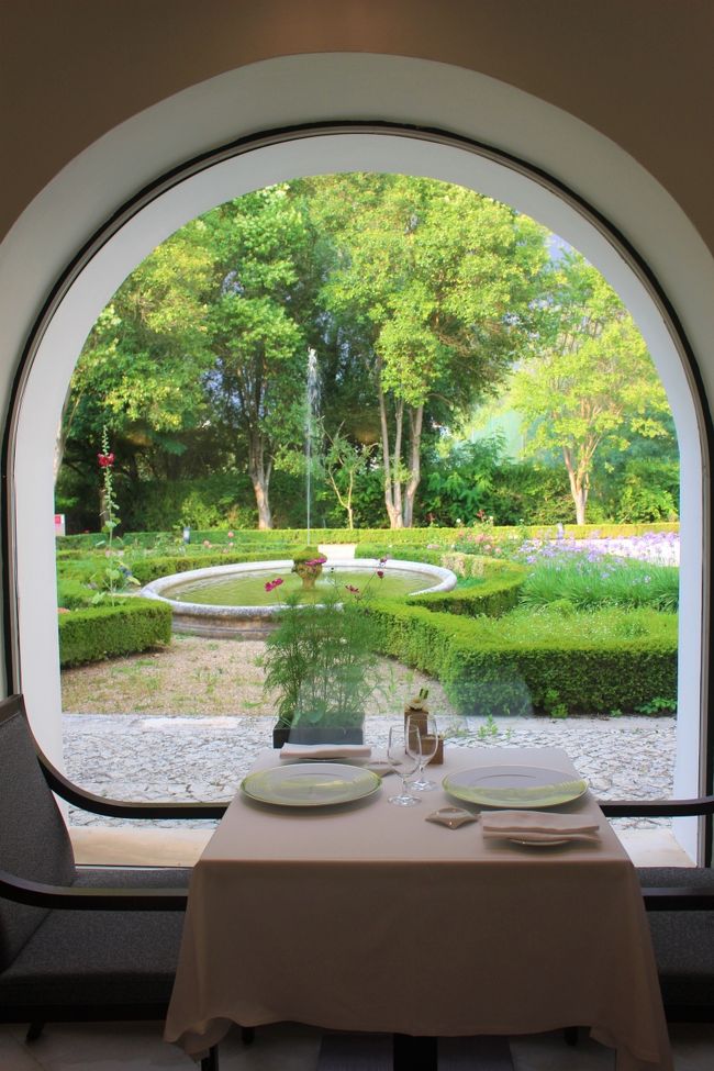 一番良さげなテーブルを(*^^*)