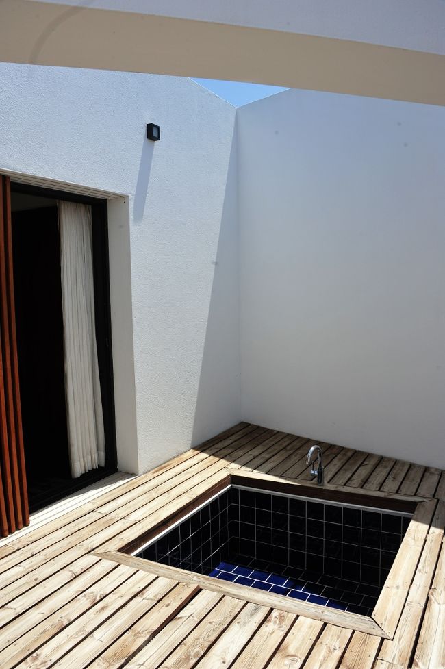 バスルーム側の外に露天があります。