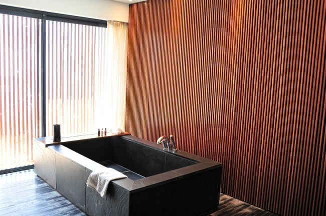 バスタブが大きくって深いので中々お湯が溜まりません。