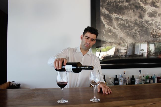 ワインを頂きます。