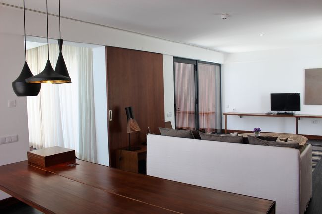 リビングエリアに続きダイニングエリア