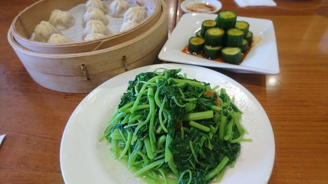 小籠包・青菜に