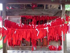 次に立ち寄ってもらったのが、縁結びの神社として有名な卯子酉神社。